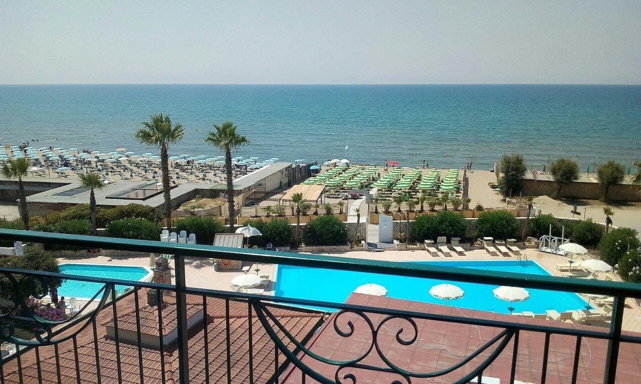Hotel Club Sabbiadoro Баттипалья Экстерьер фото