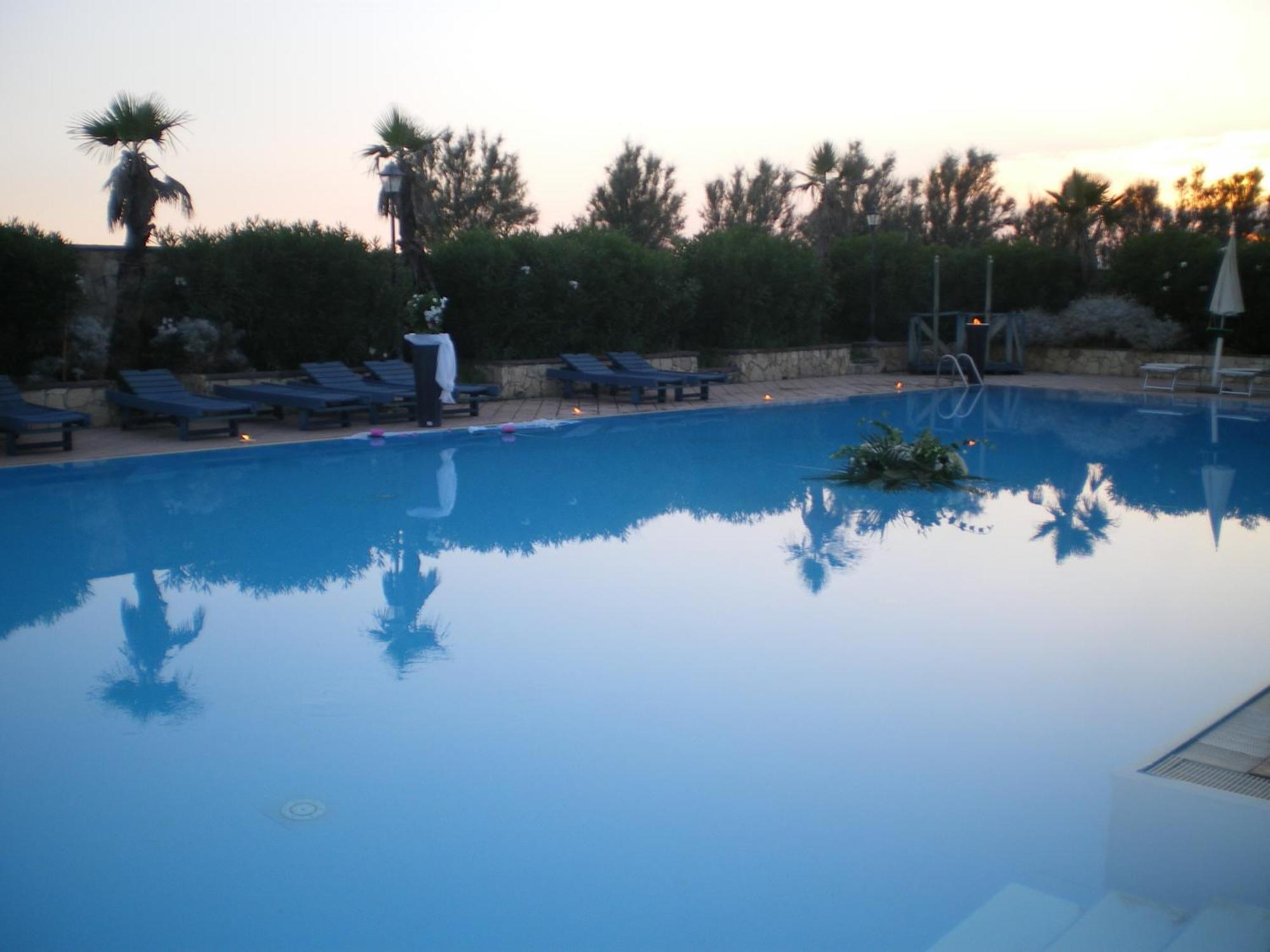 Hotel Club Sabbiadoro Баттипалья Экстерьер фото