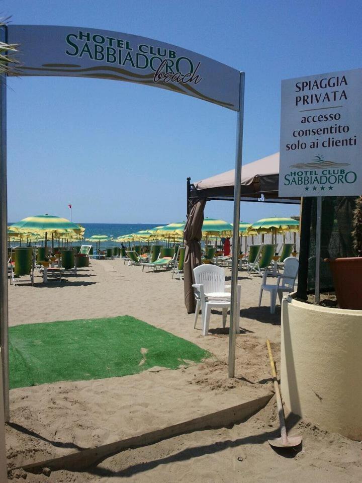Hotel Club Sabbiadoro Баттипалья Экстерьер фото